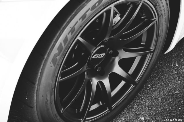 Porsche 728 Cayman Apex wheels